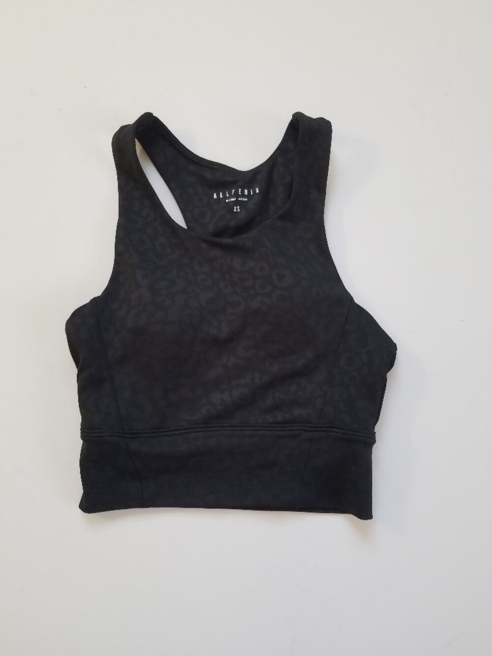 ALLFENIX Animal Print Sports Crop Top with Built in Bra Size XS